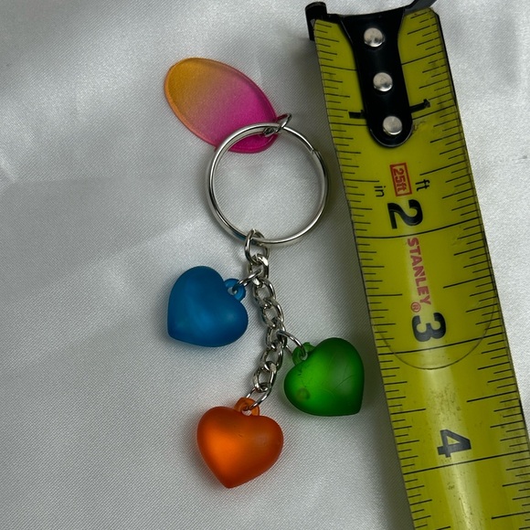 Keychain Multicolor Heart Key Holder - Picture 2 of 9